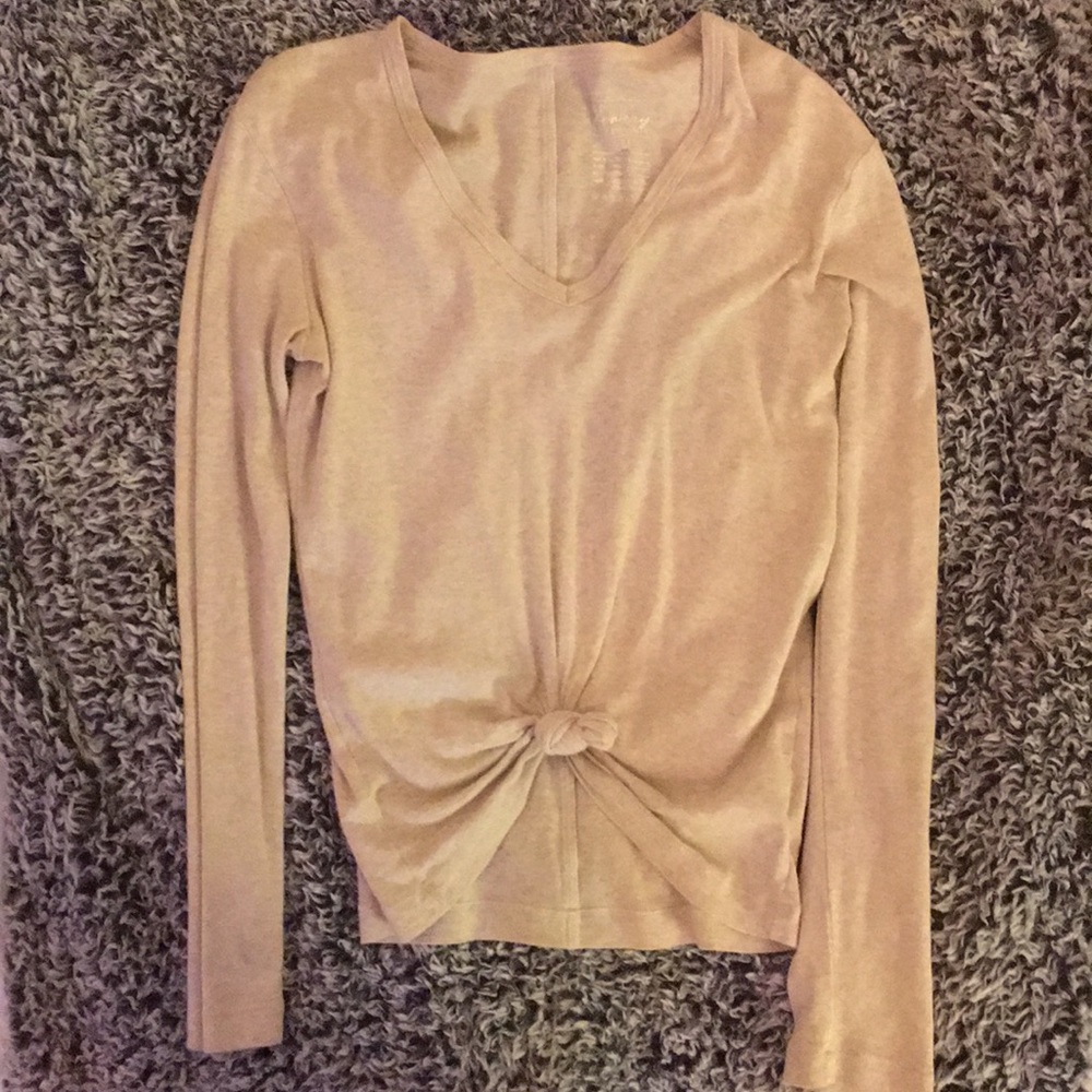 medium cream long sleeve!